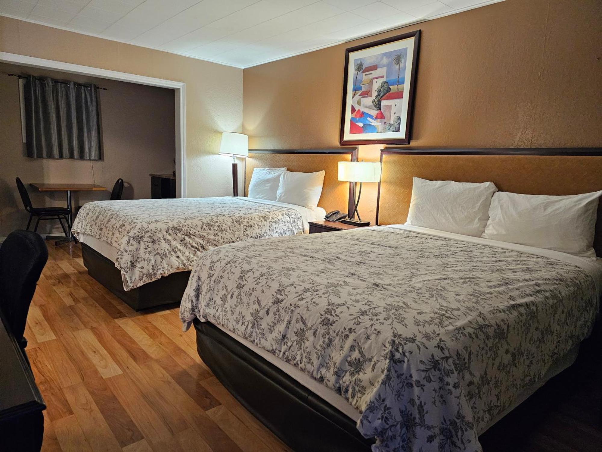 Parkway Motel & European Lodges Pincher Creek Luaran gambar