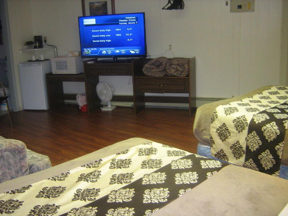Parkway Motel & European Lodges Pincher Creek Luaran gambar